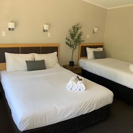 Travellers Inn Motel Гисборн Экстерьер фото